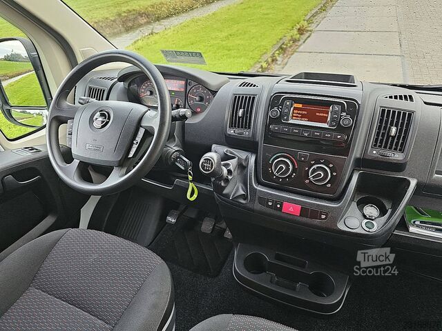 OPEL MOVANO 2.2 L2H2, aer condiționat, fără BPM, 3 locuri, tempomat, Euro 6, 120 CP! OPEL MOVANO 2.2 L2H2 Airco BPM Vrij 3 Zits Cruise Co...