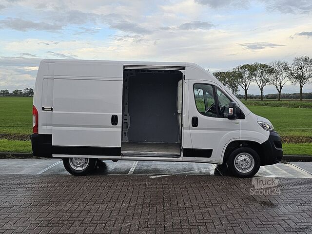 OPEL MOVANO 2.2 L2H2, aer condiționat, fără BPM, 3 locuri, tempomat, Euro 6, 120 CP! OPEL MOVANO 2.2 L2H2 Airco BPM Vrij 3 Zits Cruise Co...
