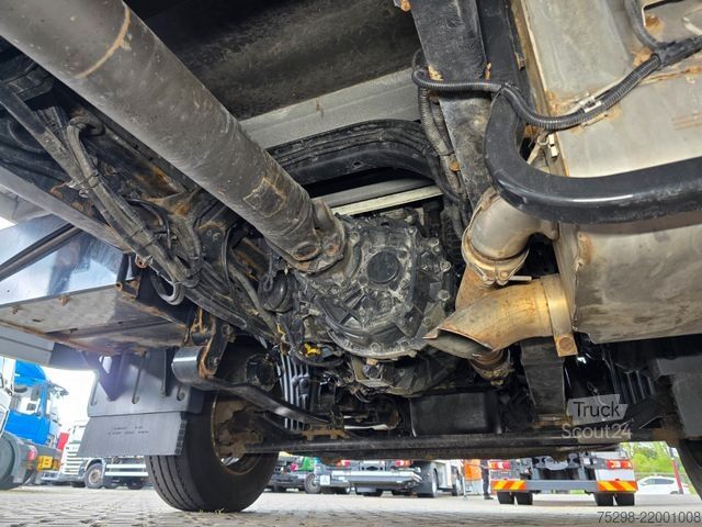Camion caisson MAN TGL 12.220 4X2 BL / Ladebordwand