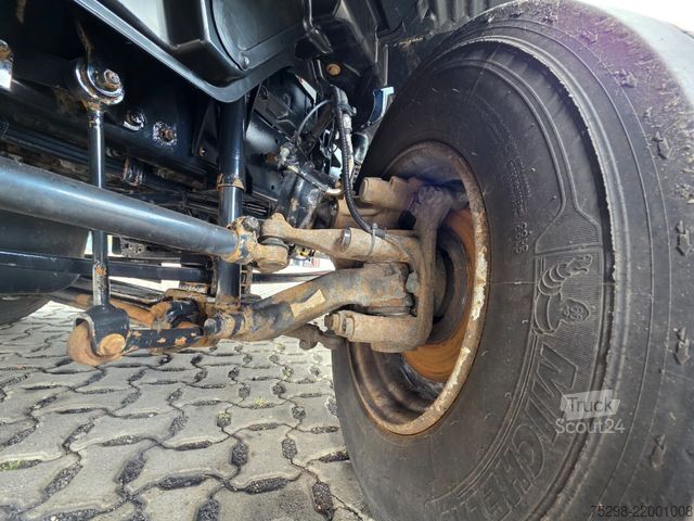 Camion caisson MAN TGL 12.220 4X2 BL / Ladebordwand