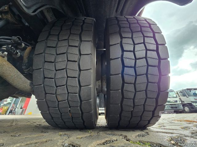 Camion caisson MAN TGL 12.220 4X2 BL / Ladebordwand