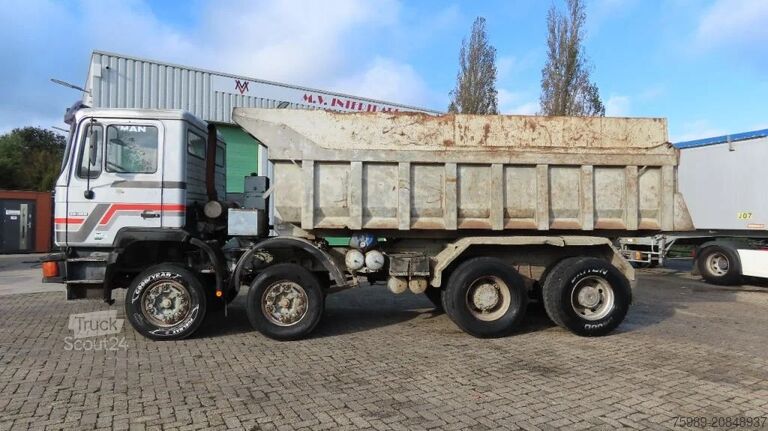 Kipper MAN 35.362 8x4 Euro 2, ZF manual gearbox, VERY clean