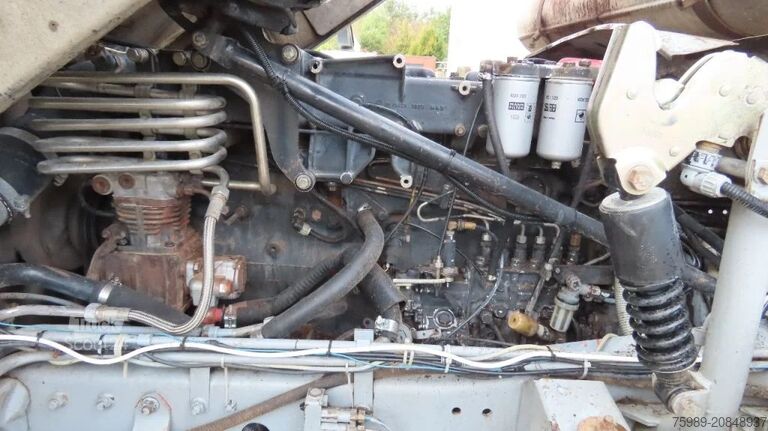 Kipper MAN 35.362 8x4 Euro 2, ZF manual gearbox, VERY clean