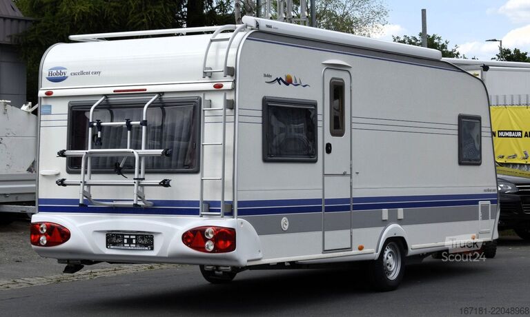 Wohnwagen HOBBY Excellent 540 UFE mit Markise und Vorzelt