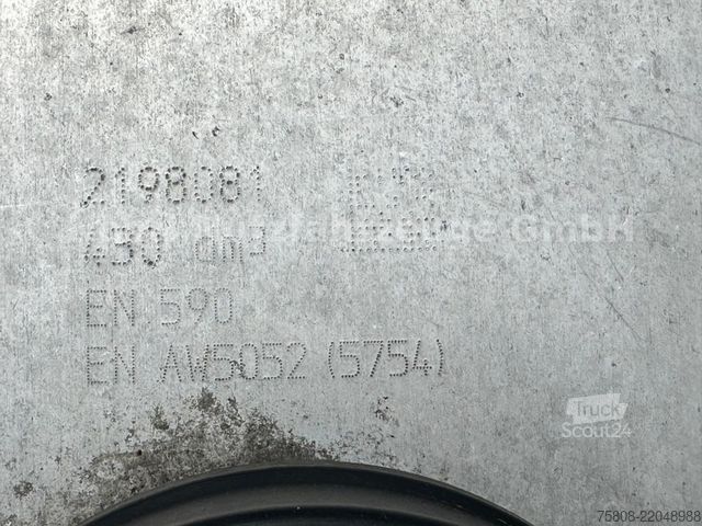 Vakio vetoauto DAF XF 530FT SSC ACC 2 Tanks 1275L Retarder Xenon