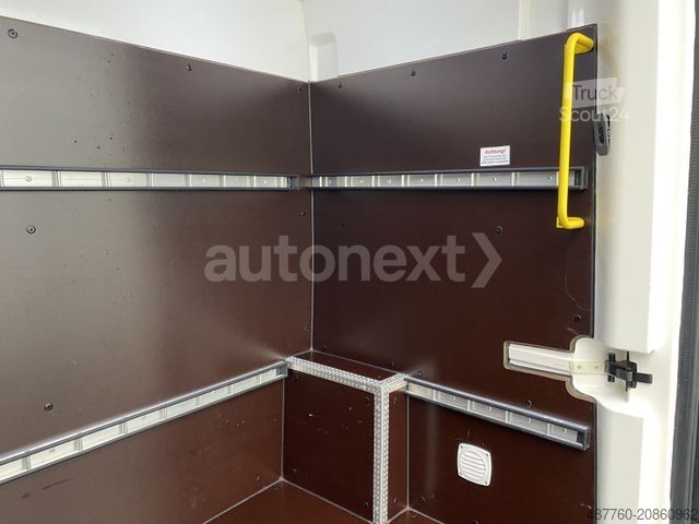 Refrigerator body van VOLKSWAGEN Crafter 35 *Frischdienst Konvekta* AHK+KAMERA 33