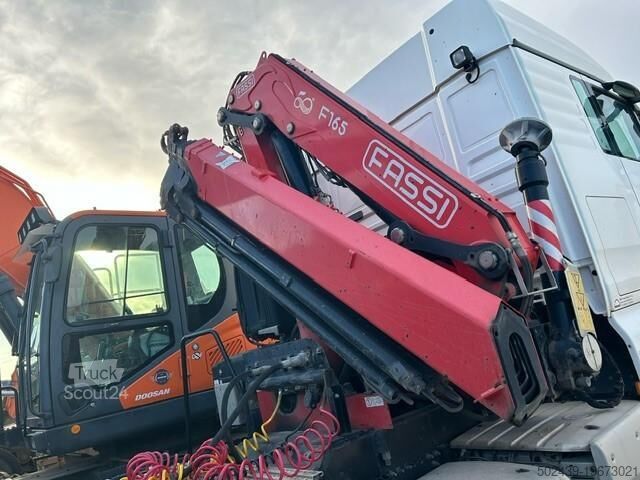 Standard nyergesvontató MAN TGX 33.560