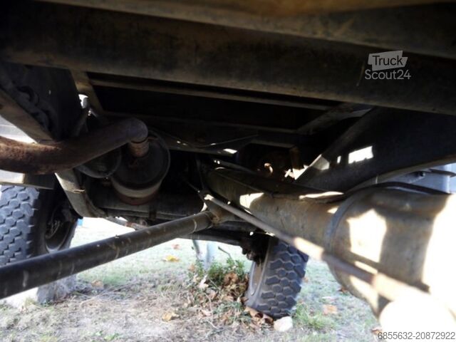 UNIMOG 404 fire-fighting vehicle UNIMOG 404