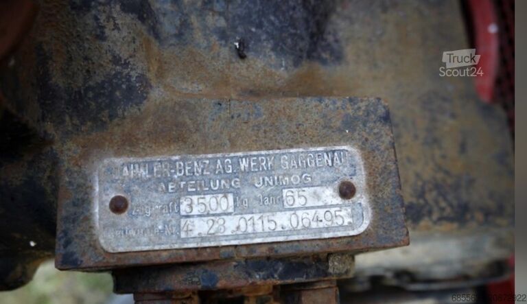 UNIMOG 404 fire-fighting vehicle UNIMOG 404