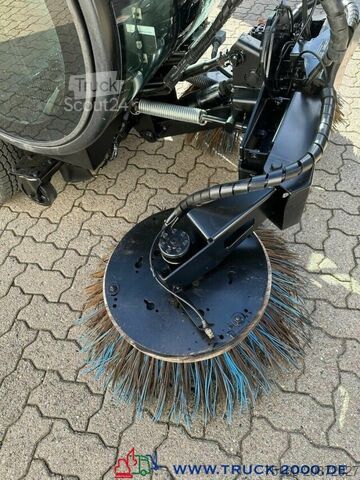 Cestna čistilnica Multicar Nilfisk JungoJet3500 Winterdienst & Kehrmaschine