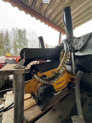 Machine de chantier Engcon Rototilt