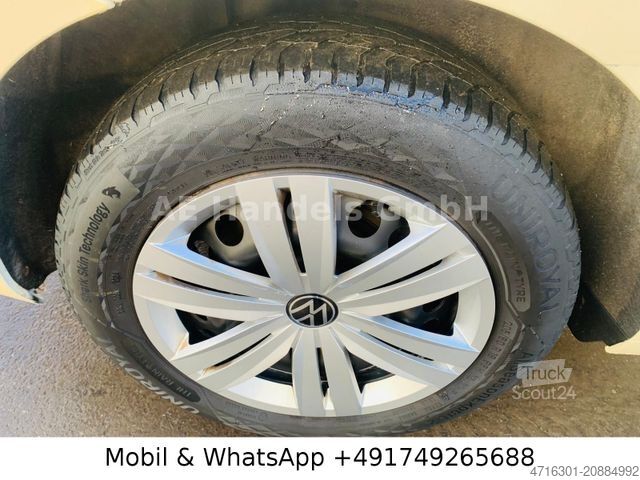 Minibus VOLKSWAGEN Touran 2.0 TDI 110KW DSG 7Sitzer *EHK/Tempomat