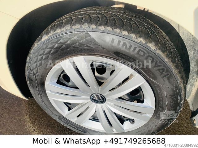 Minibus VOLKSWAGEN Touran 2.0 TDI 110KW DSG 7Sitzer *EHK/Tempomat