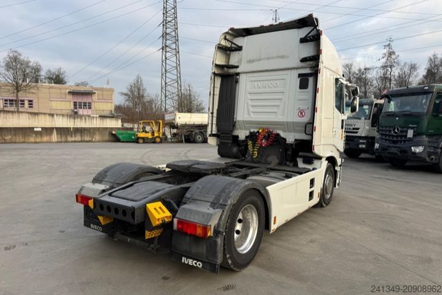 Standard nyergesvontató IVECO Stralis 460 4x2 Racing