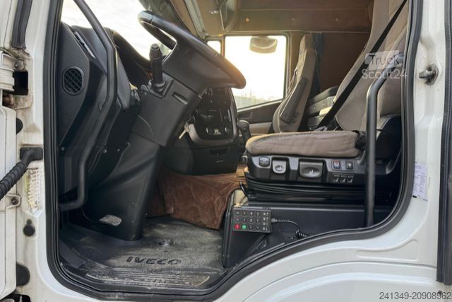 Standard nyergesvontató IVECO Stralis 460 4x2 Racing