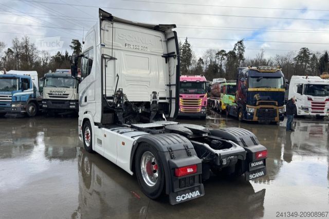 Standard nyergesvontató SCANIA S450 4x2