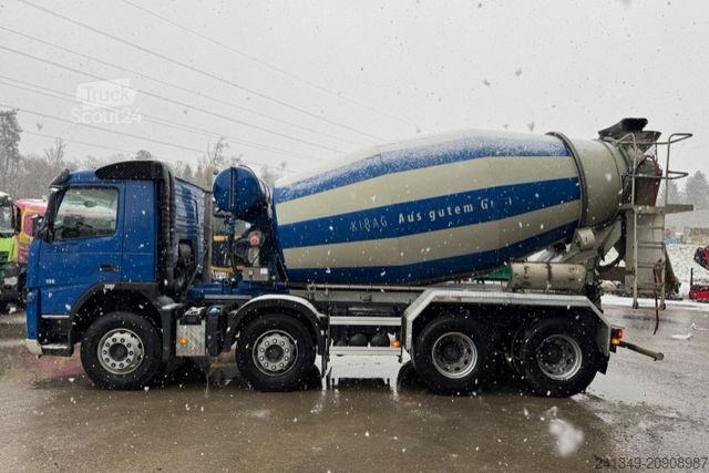 Camión hormigonera VOLVO FM-420 8x4 Liebherr 9m3
