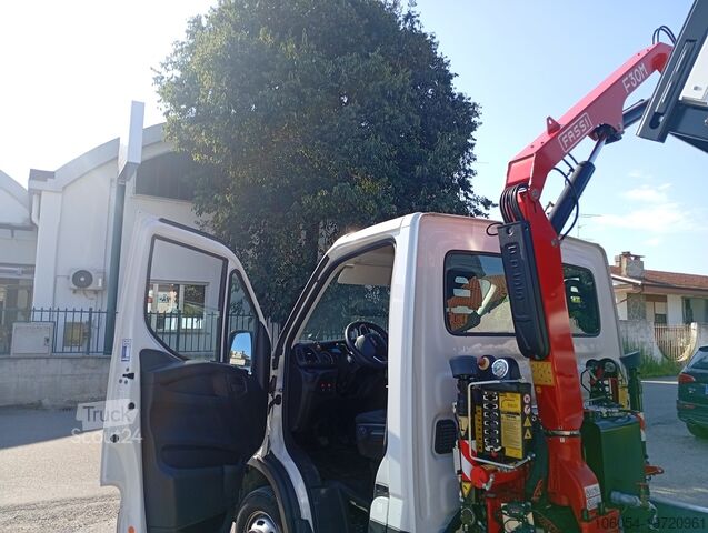 Γερανός + ανατρεπόμενο τριών πλευρών Iveco Daily 35