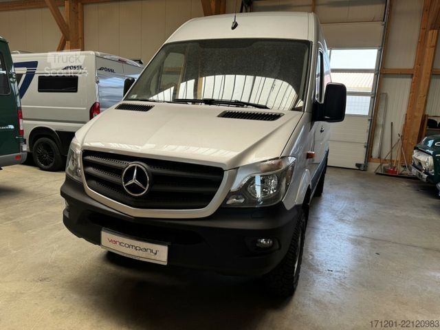 Minibus MERCEDES-BENZ Sprinter 316 CDI 4x4 ZG3 8-Sitzer wie neu!