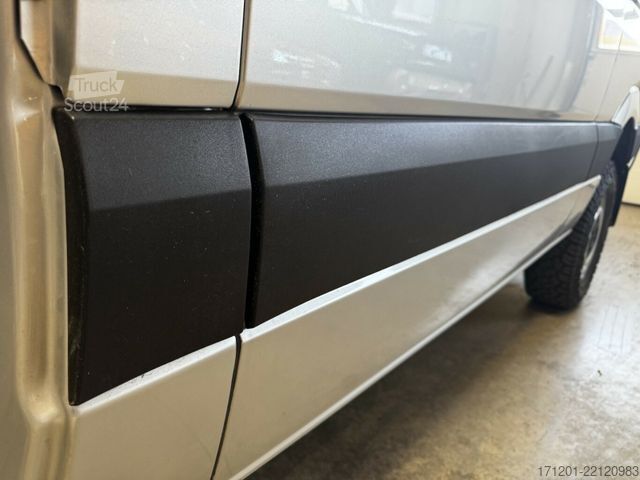 Minibus MERCEDES-BENZ Sprinter 316 CDI 4x4 ZG3 8-Sitzer wie neu!