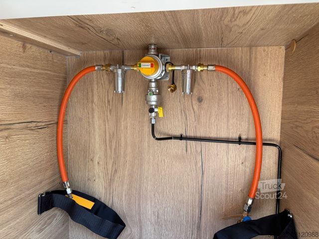 Camper CLEVER Runner 636 Automatik- Längsbetten - Mj. 2026