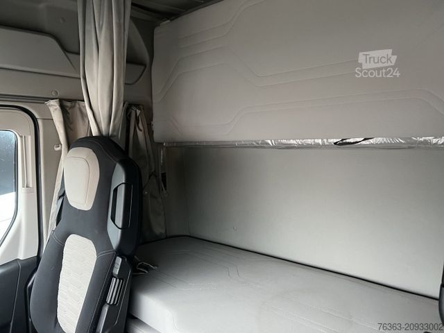 Speciální nákladní automobil FORD F-Max LL 4X2 SCAB E6 12TX2620 Ecotorq Retarder