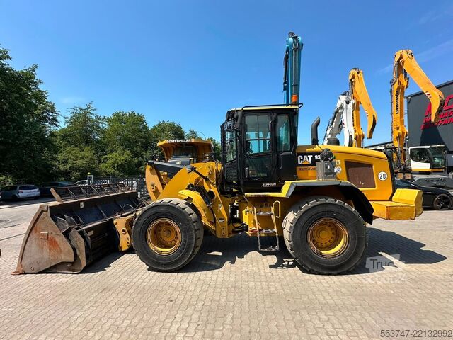 Krautuvas Caterpillar 938 M