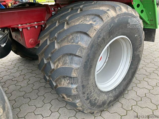 Máquina agrícola STRAUTMANN Magnon CFS 430 DO