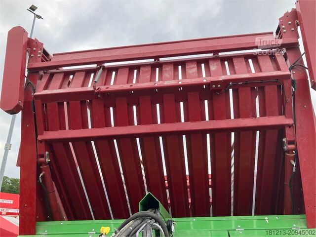 Máquina agrícola STRAUTMANN Magnon CFS 430 DO