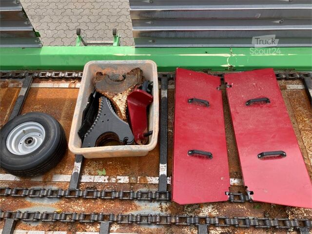 Máquina agrícola STRAUTMANN Magnon CFS 430 DO