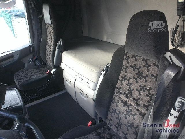 Standart çekici ünitesi Scania R 410 A6x2/4LB