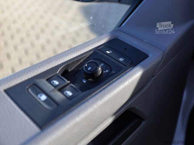 Minibus VW T6.1 Kasten 2,0 l DSG AHK LED NAVI SHZ KLIMA