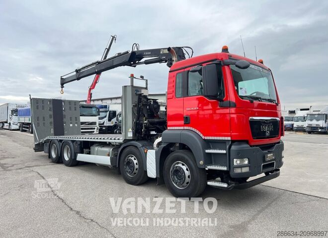 Plateau avec grue et rampes MAN TGS 35.360