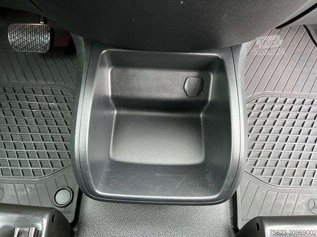 Skåpbil Mercedes-Benz Vito 119 CDI 4x4 Kasten Kompakt LED Klima Sitzh. Kamera