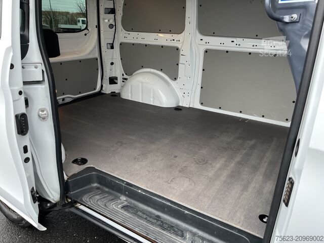 Skåpbil Mercedes-Benz Vito 119 CDI 4x4 Kasten Kompakt LED Klima Sitzh. Kamera
