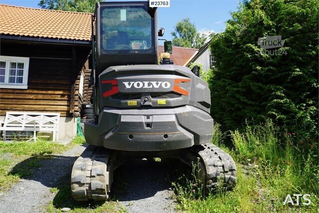 мини-экскаватор Volvo ECR58F with tilt and two buckets. Only 3,035 hours