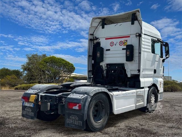 Standard nyergesvontató MAN man tgx 18.480