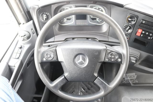Camión plataforma con toldo Mercedes-Benz Atego 1224 L