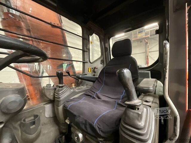 Колісний екскаватор Hitachi ZX 130 W