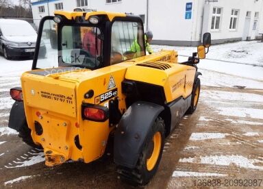 Telescopic forklift JCB 525-60