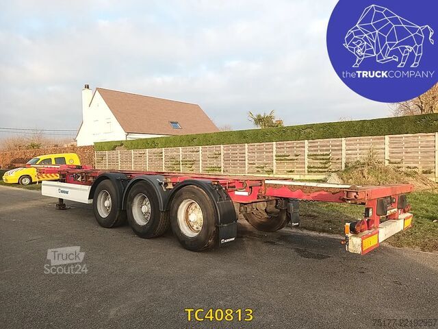 Transporte de contenedores Krone 