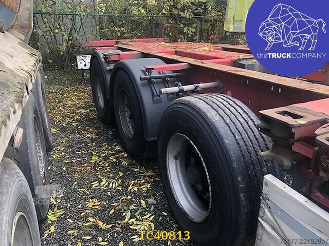 Transporte de contenedores Krone 