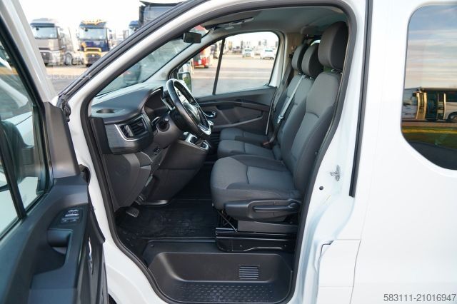 Minibus RENAULT TRAFIC III / BUS / 9 MIEJSC / PIERWSZY W?A?CICIE