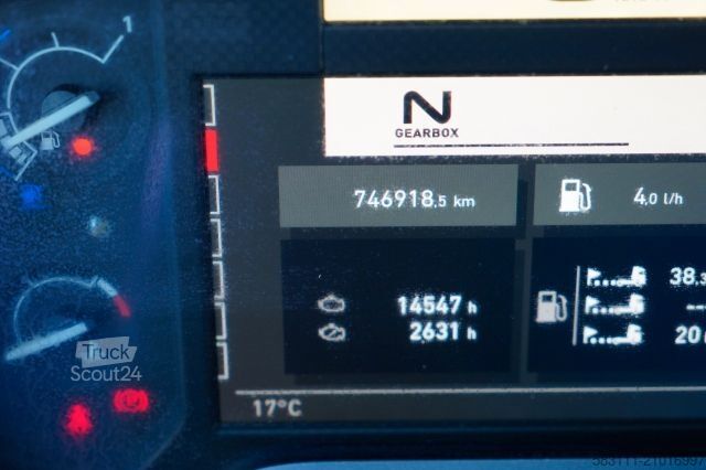 Standard tractor unit RENAULT T 460 / HYDRAULIKA DWUOBWODOWA / RETARDER / SPRO