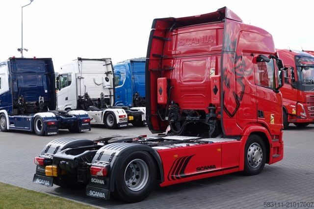Standard tractor unit SCANIA R 450 / RETARDER / OPONY 100% / PO KONTRAKCIE SE