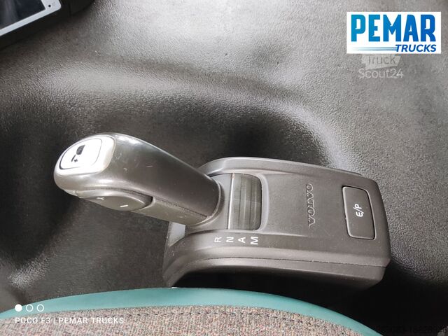 Camión frigorífico VOLVO FM 330 4X2 FRIGORIFICO 18T