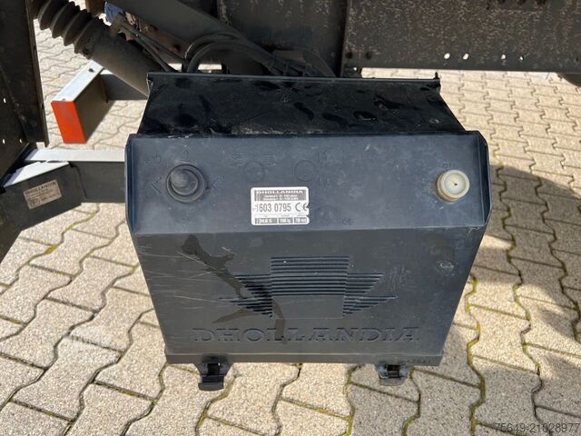 Vrachtwagen met bakwagen MAN TGL 12.220 4X2 BL TGL 12.220 4X2 BL mit Dhollandia LBW