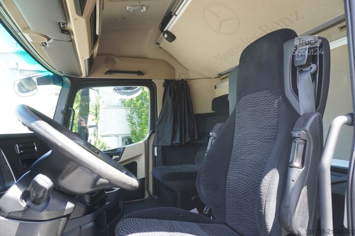 Camions frigorifiques Mercedes-Benz Actros 2542 / GIGA cabin / Thermoking