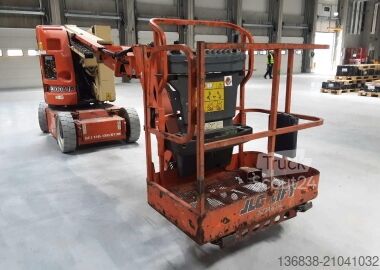 Gelenkteleskopbühne JLG E300 AJP Elektro 11,14 m