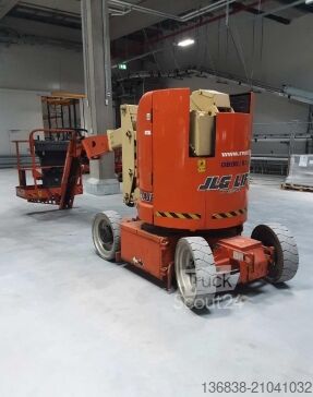 Gelenkteleskopbühne JLG E300 AJP Elektro 11,14 m